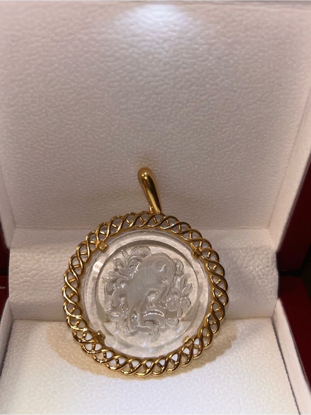 Golden TRIFARI Ram Intaglio Pendant Etched Glass Aries Zodiac